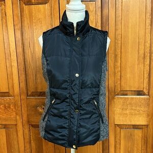 Ci Sono Navy Faux Sherpa Lined Front Zippered Mixed Material Puffer Vest Small